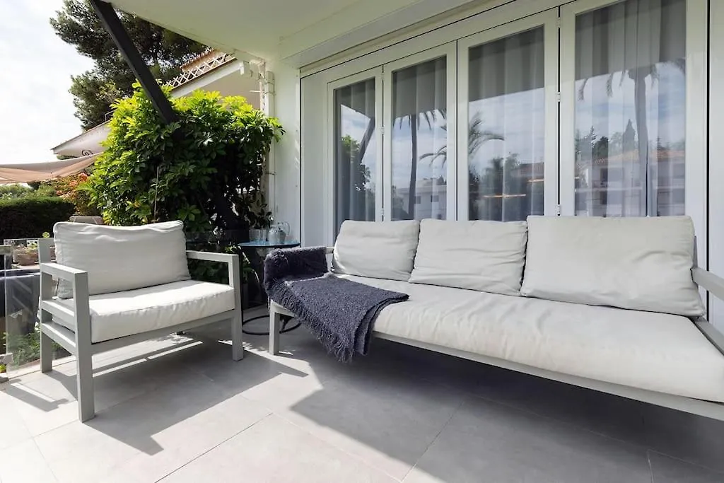 Beautiful 3 Bedroom Ground Floor - Nueva Andalucia 马尔韦利亚