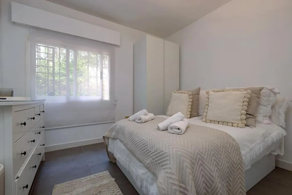 Beautiful 3 Bedroom Ground Floor - Nueva Andalucia Marbella